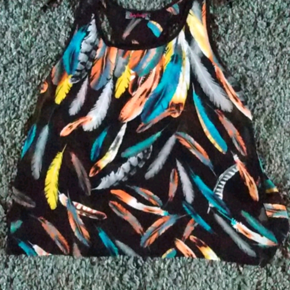 Feather tank